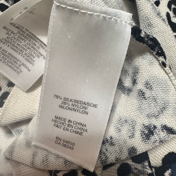 Jones New York Animal leopard print cardigan size small - Picture 5 of 5